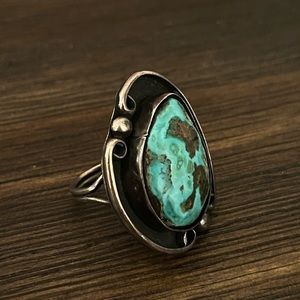 Vintage Silver Turquoise Ring